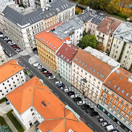 Prague Hotel Apartments Apartman *