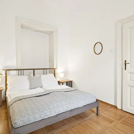 Prague Hotel Apartments * Prága