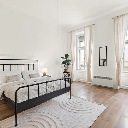 Prague Hostel Apartments