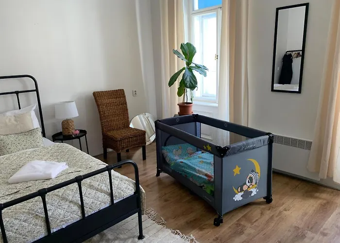 Prague Hostel Apartments דירה פראג
